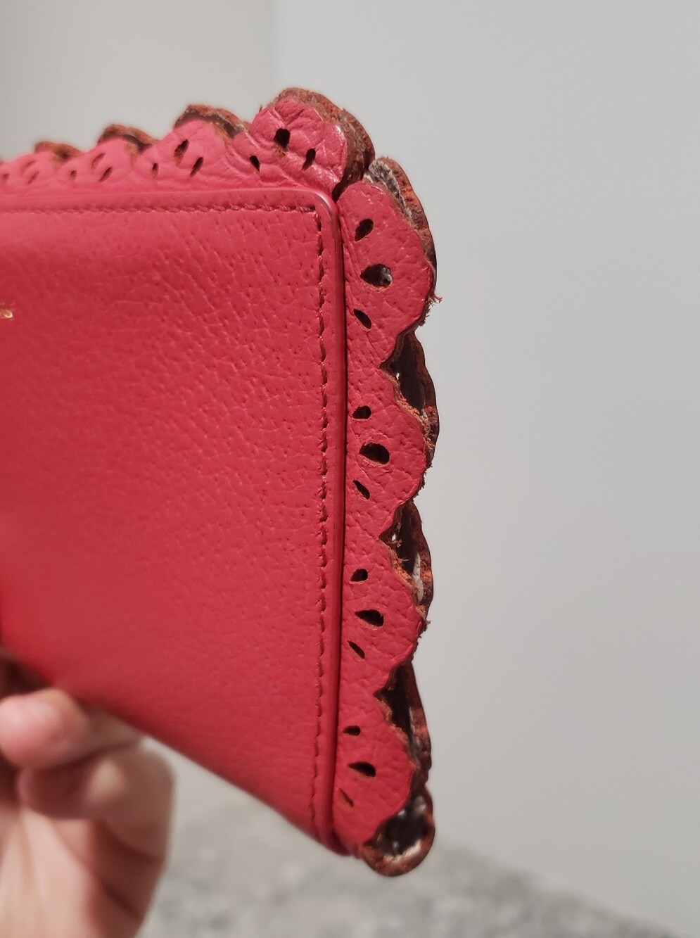 Kate Spade New York Coral Pink Scalloped Lace Trim Leather Wallet - Picture 5 of 12